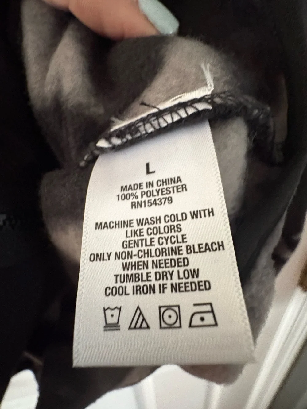 NWT- Aeropostale Men's Gray and Black Geometric Full-Zip Fleece Jacket